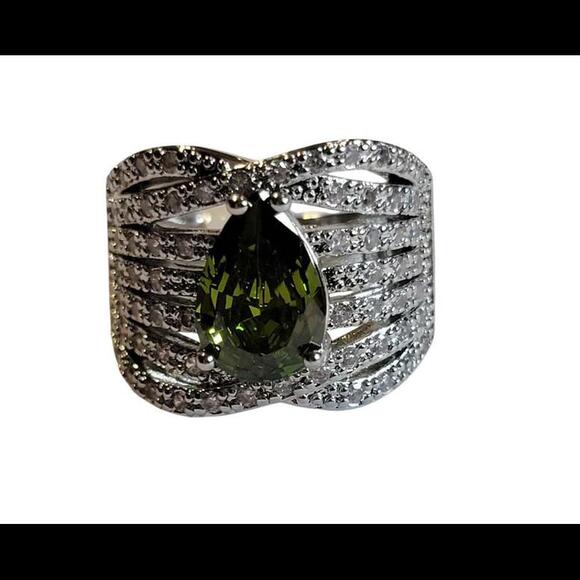 Stamped 925 Sterling Silver & Simulated Peridot Earrings, Necklace & Sz 8 Ring - Picture 3 of 9